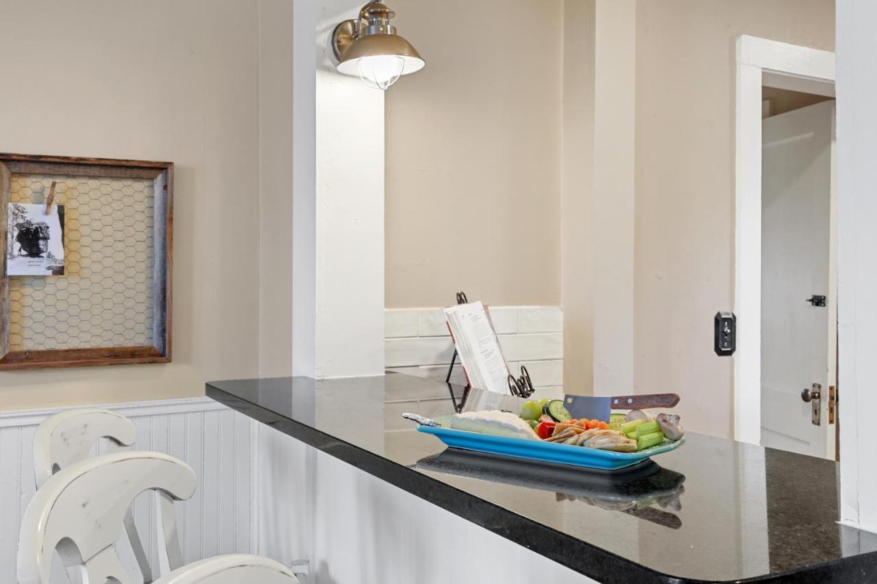 קולורדו ספרינגס Garden City House With Hot Tub מראה חיצוני תמונה